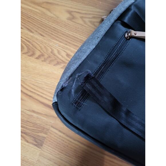 Petunia Pickle Bottom Boxy Backpack Diaper Bag *BROKEN STRAP* - Picture 8 of 8